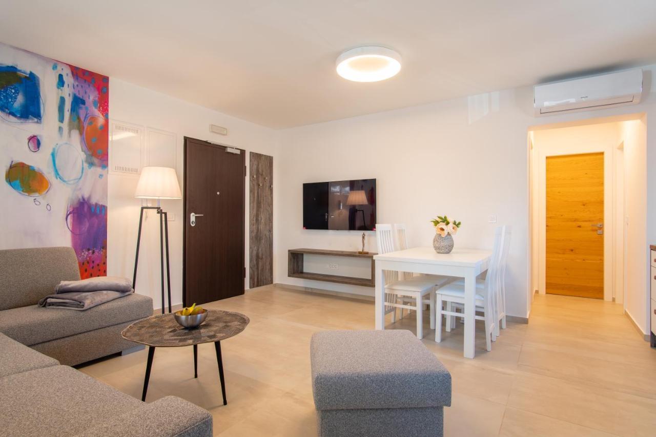 Apartments Mandre I Exterior photo